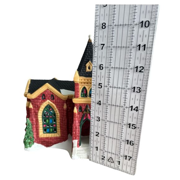 Bedford Falls Church: Lighted Porcelain Christmas Village Collectible - Picture 6 of 11